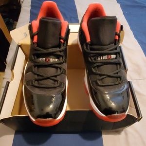 Air Jordan 11 Low Bred